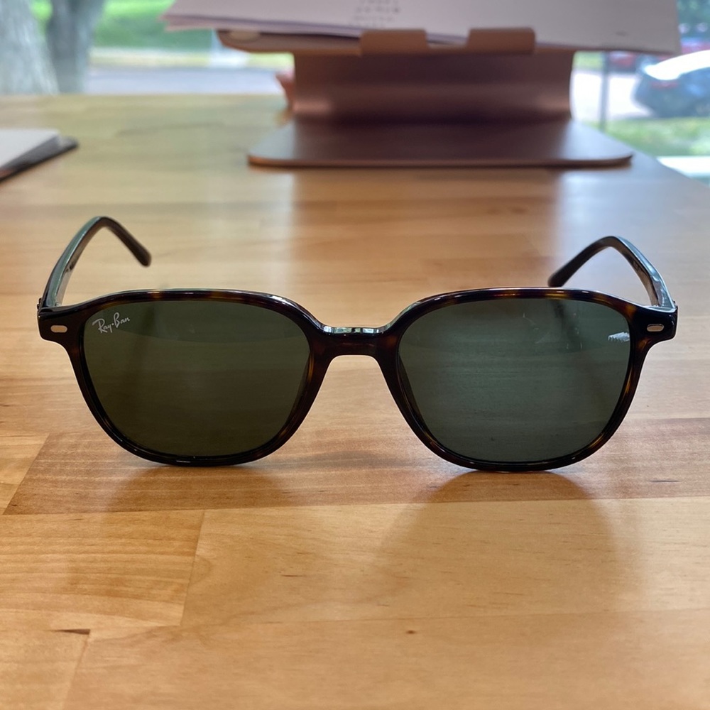 Ray Ban sunglasses (Leonard in polished tortoise)